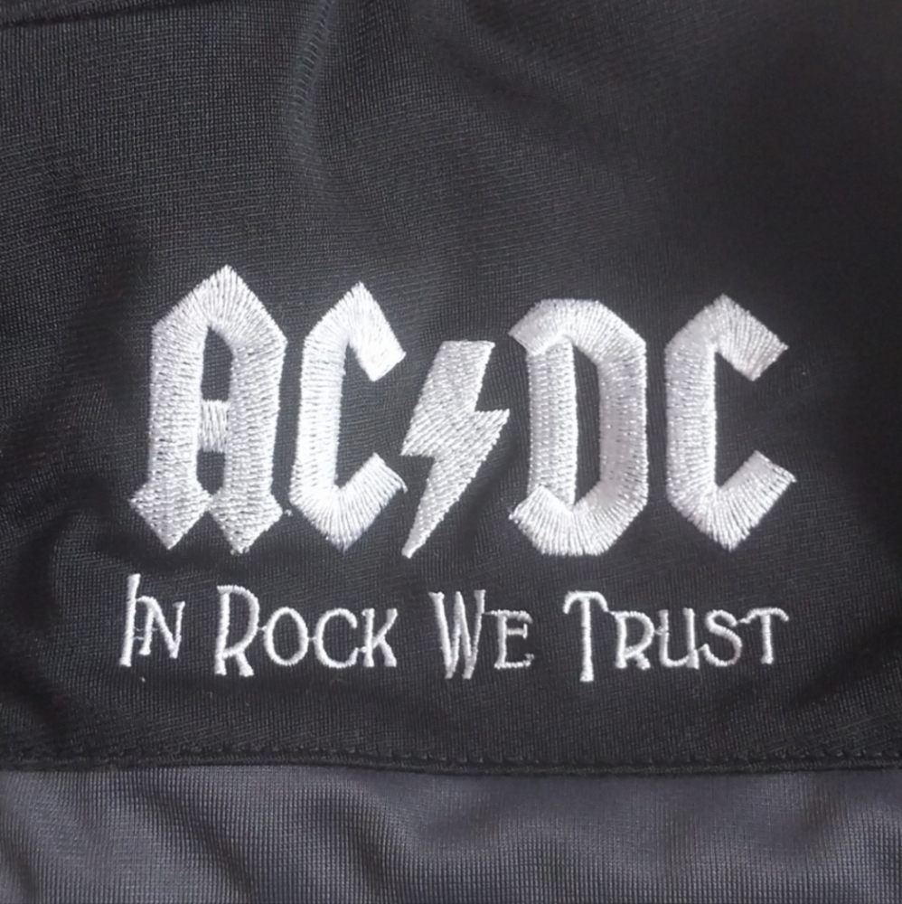 AC/DC Rock or Bust world jacket sz SM